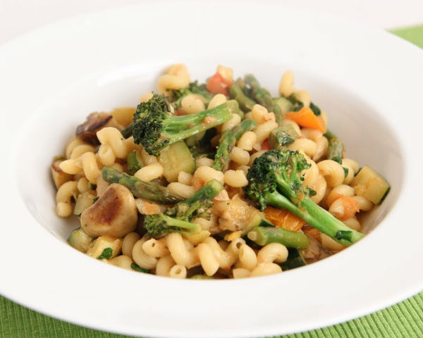 Laura Vitale Recipe: This Spring Veg Pasta Is Easy, Healthy & Delicious ...