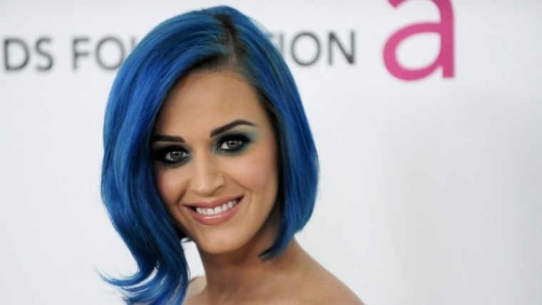 9. Blue Hair Color Inspiration: Celebrities with Blue Hair - wide 3