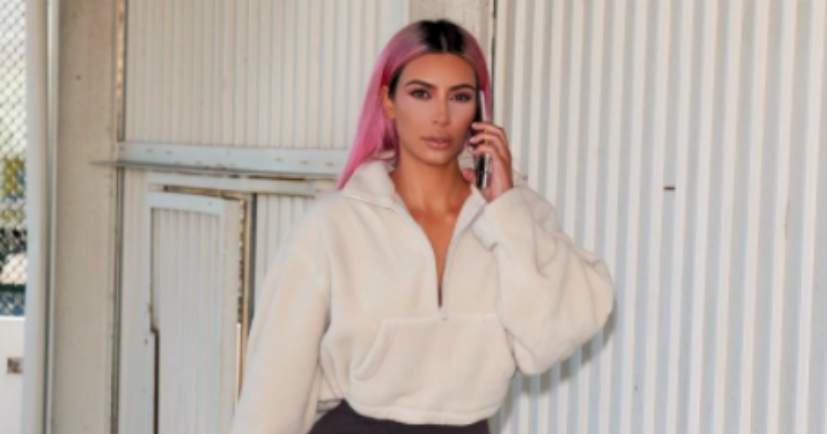 Get Kim Kardashian S Light Pink Hair With This 10 Hair Dye Enstarz