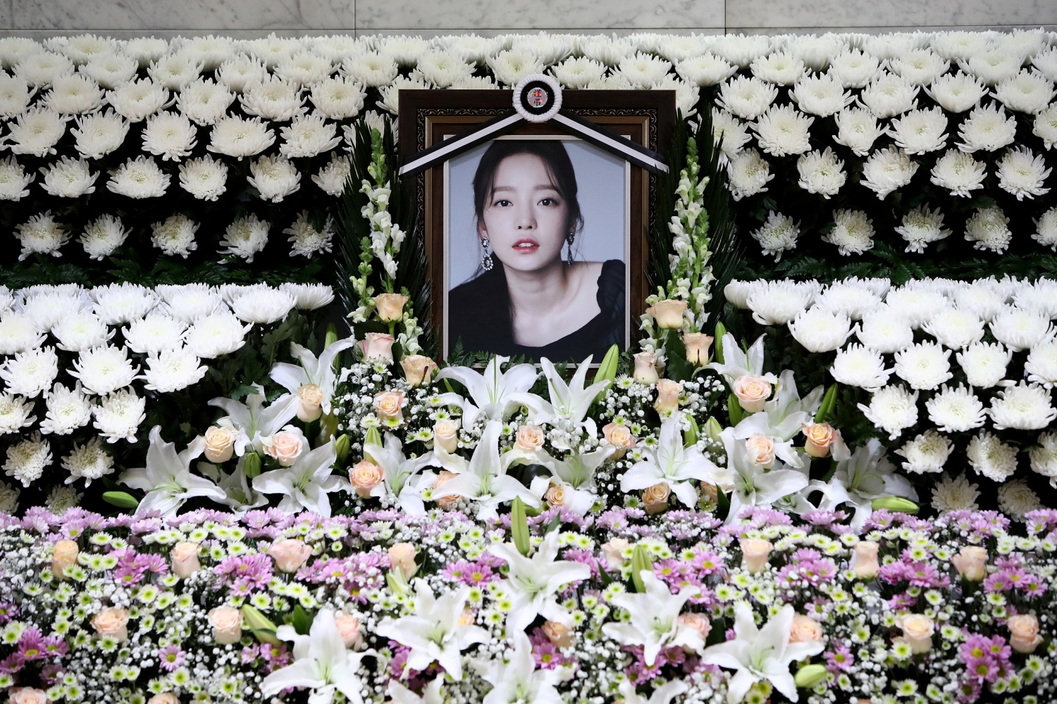 K-pop star Goo Hara dies at 28