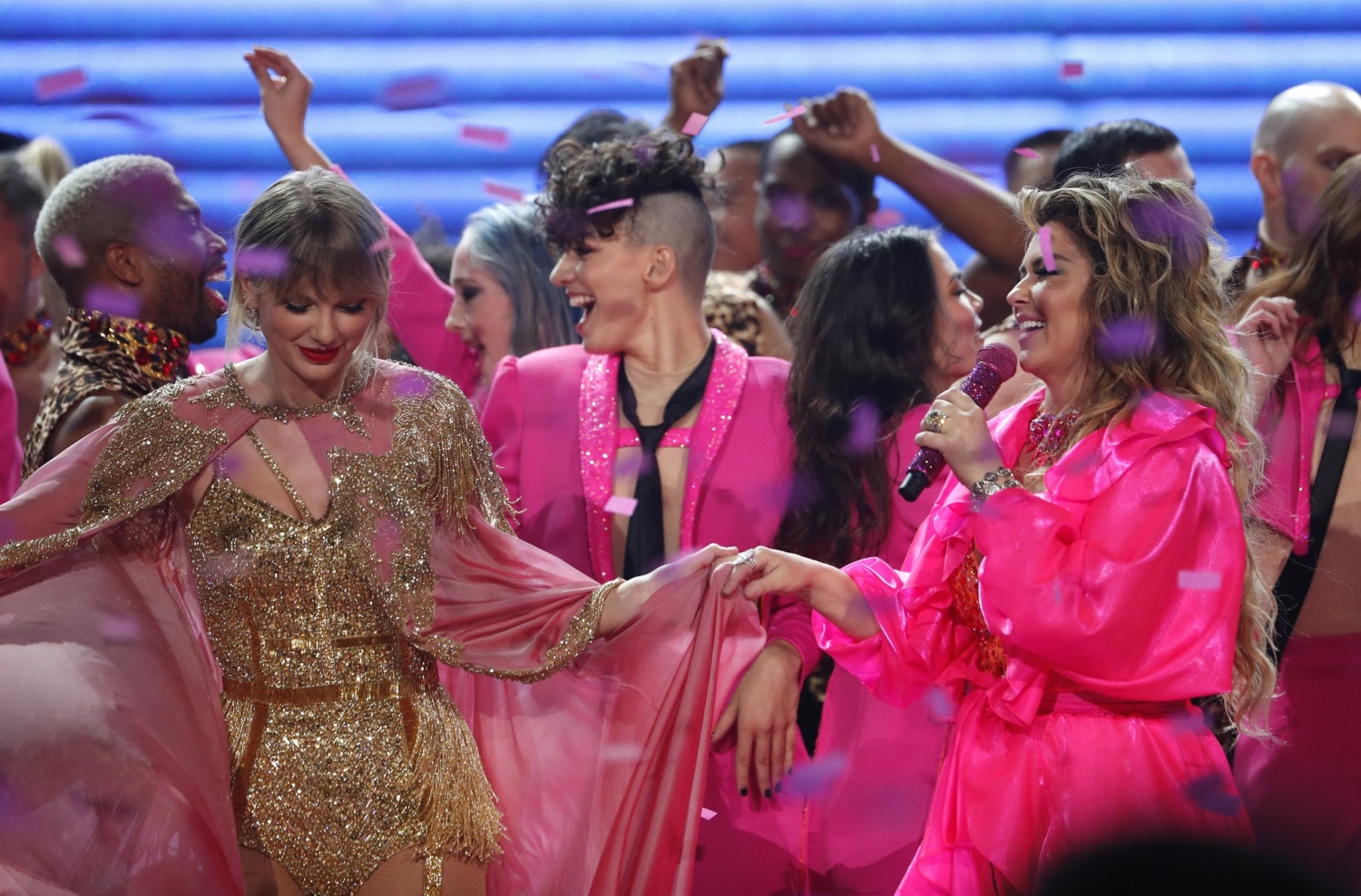 Taylor Swift at 2019 American Music Awards