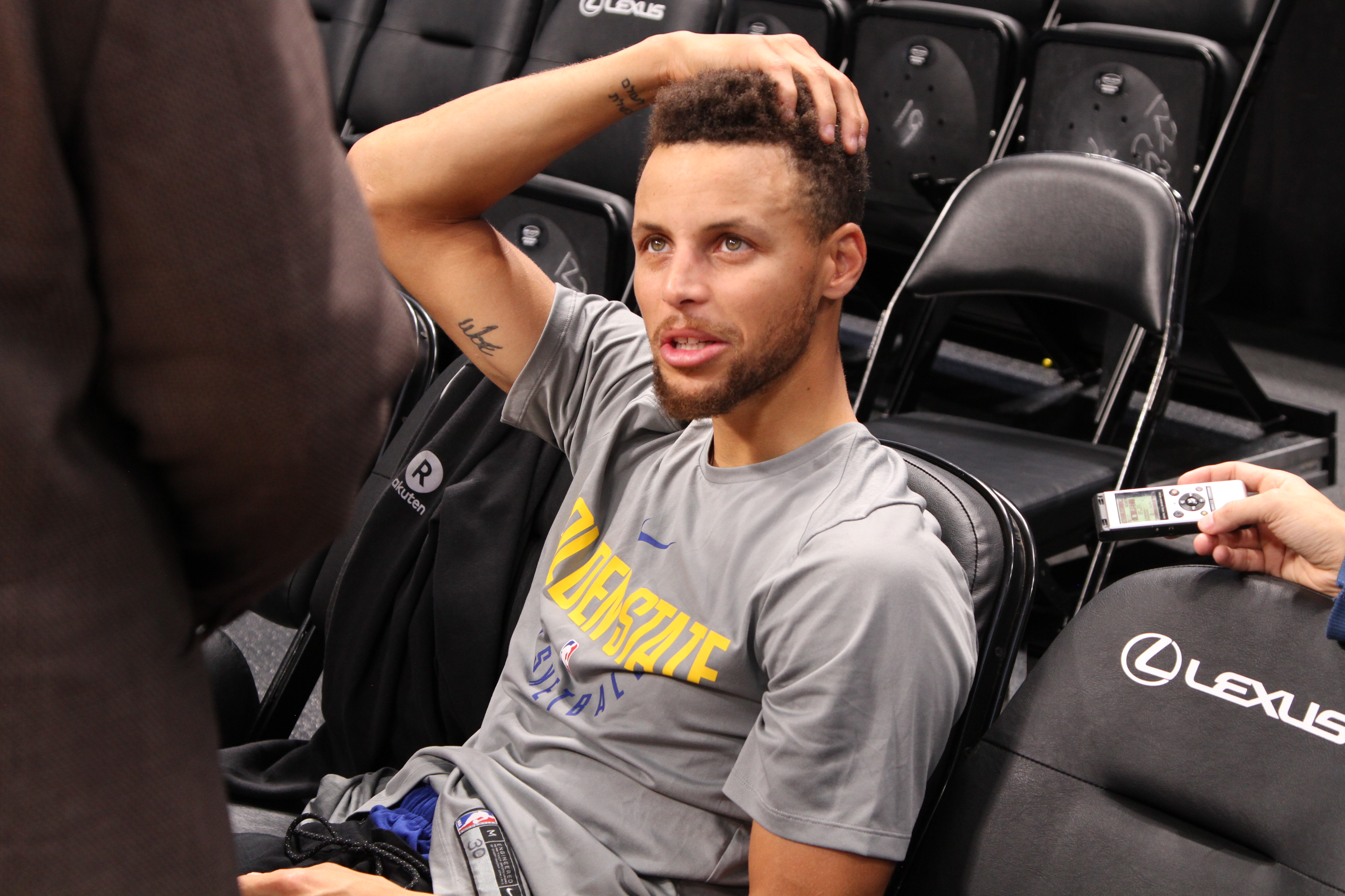 Look Stephen Curry Sizzles In Super Sexy Vacation Photo With Ayesha Curry Enstars