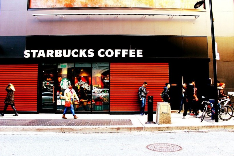 Boycott Starbucks is now trending