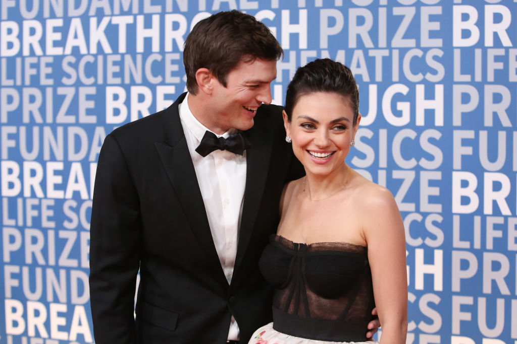  Mila Kunis Goes Overboard Jealous With Husband Ashton Kutcher Going Flirty With Reese Witherspoon?