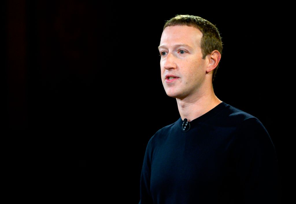 Is Mark Zuckerberg a Sim? Find Out Why This Video of The Billionaire Went Viral