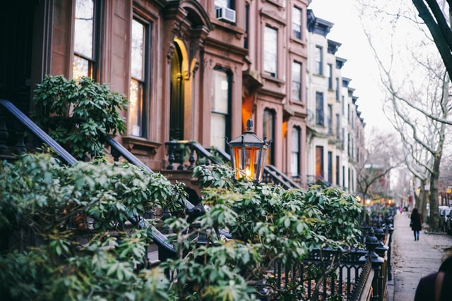 Where to Move in New York If You Want to Have Celebrity Neighbors