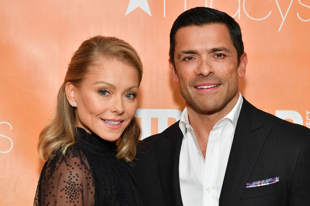 Mark Consuelos Embarrassed Over Kelly Ripa Over Telling These 'Embarrassing' Stories? [Report]