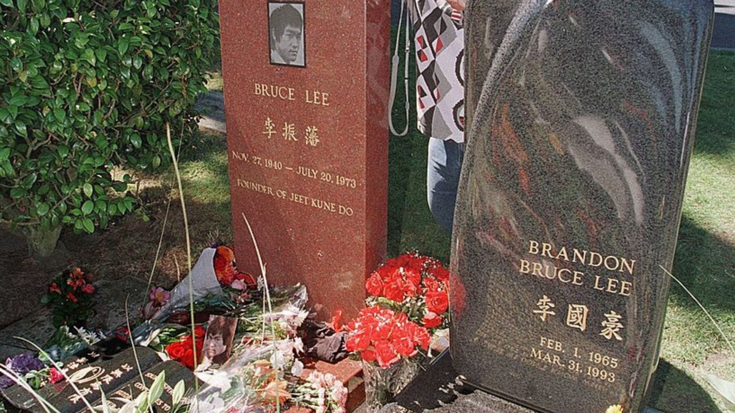 Headstones of Bruce Lee, son Brandon Bruce Lee
