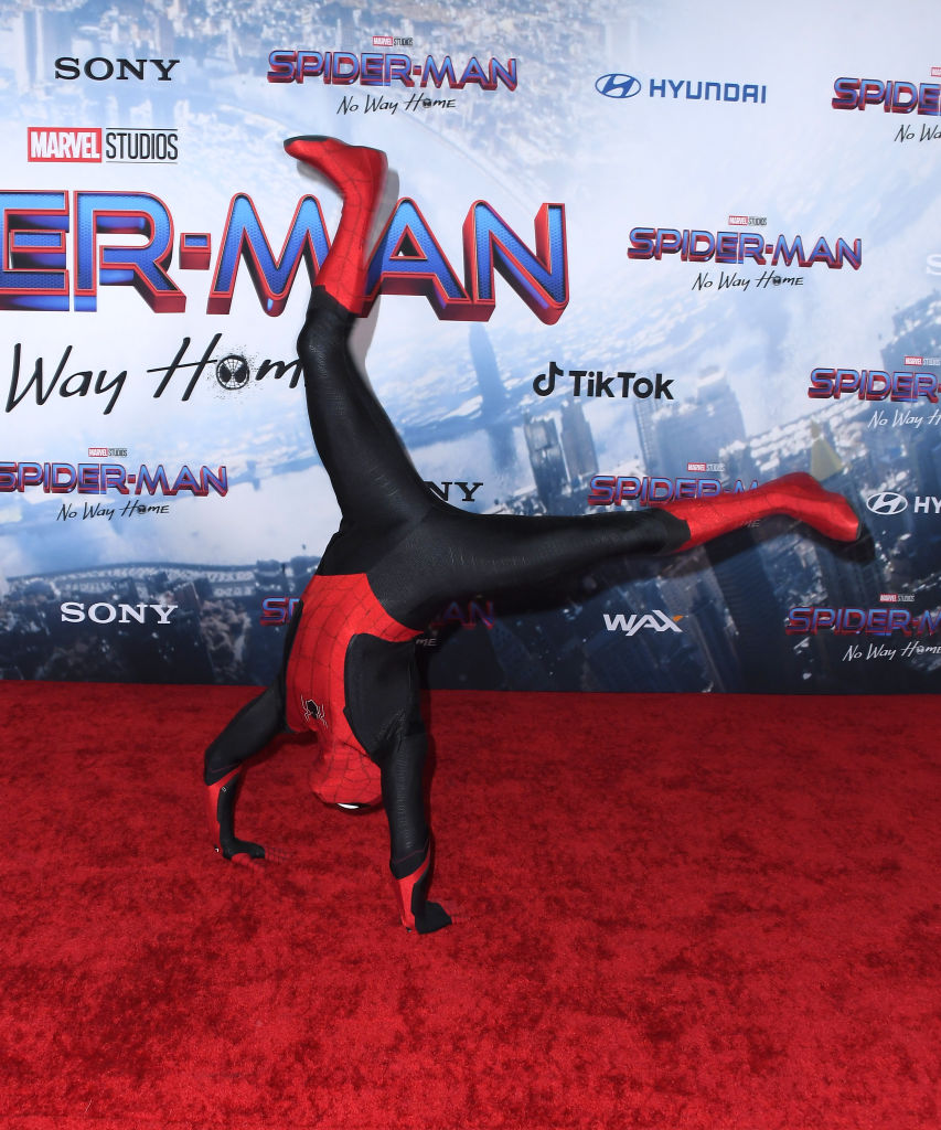 Spiderman arrives at the Sony Pictures' "Spider-Man: No Way Home" Los Angeles Premiere on December 13, 2021 in Los Angeles, California. 