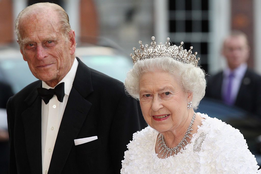 Queen Elizabeth Heartbreak: Royal Biographer Spills How Her Majesty Is Coping for First Christmas Without Prince Philip