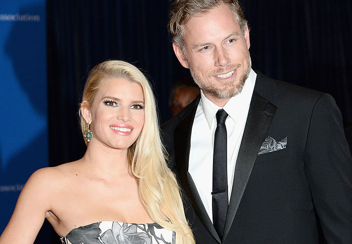 Jessica Simpson Has 'Trust Issues' With Longtime Husband Eric Johnson? Singer Goes Through Out of Control Fights with Partner