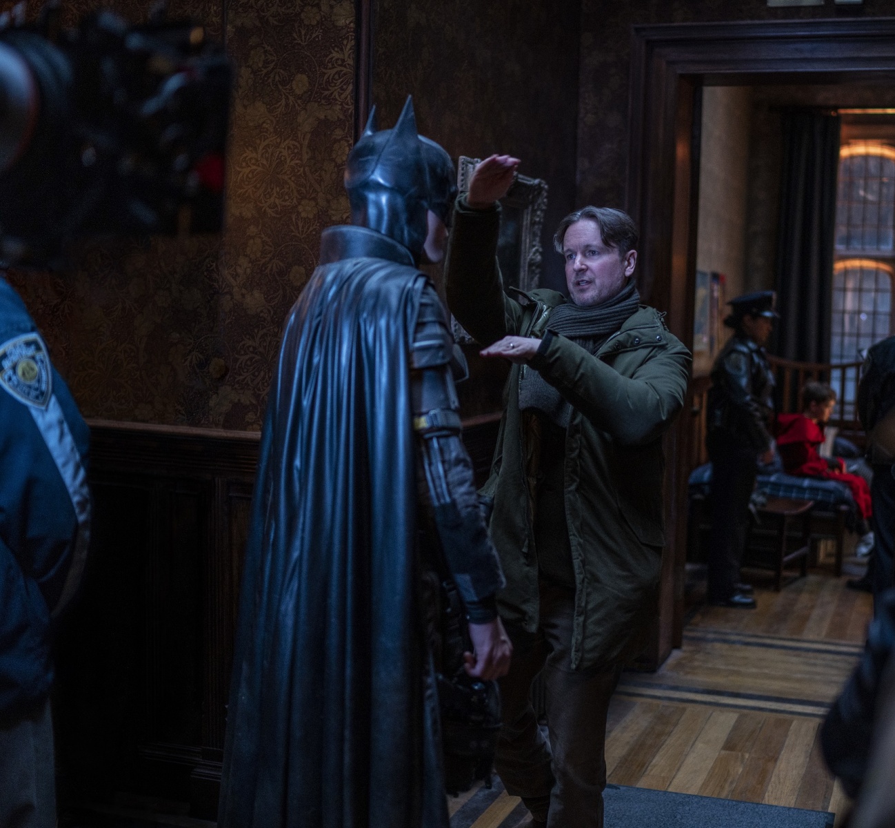  Caption: (L-r) ROBERT PATTINSON and director MATT REEVES and on the set in Warner Bros. Pictures’ action adventure “THE BATMAN,” a Warner Bros. Pictures release.