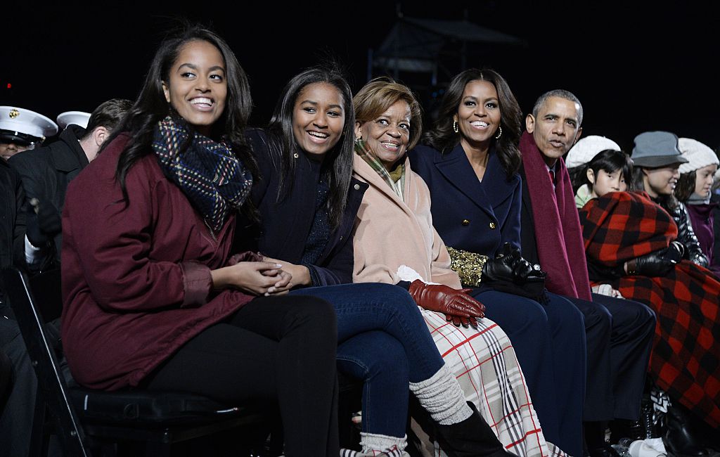 Sasha, Malia, Michelle, Barack Obama