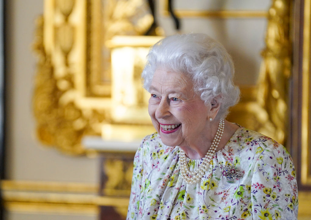Long Live The Queen Queen Elizabeth Ii 96 Passes Away After Historic 70 Year Reign Enstarz 