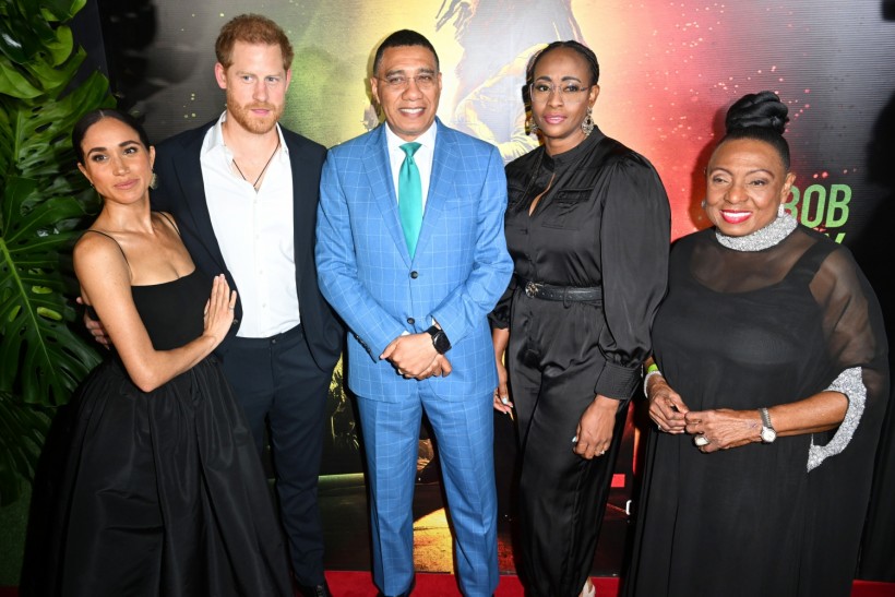 Meghan Markle, Duchess of Sussex, Prince Harry, Duke of Sussex, Andrew Holness, Juliet Holness and Olivia Grange 