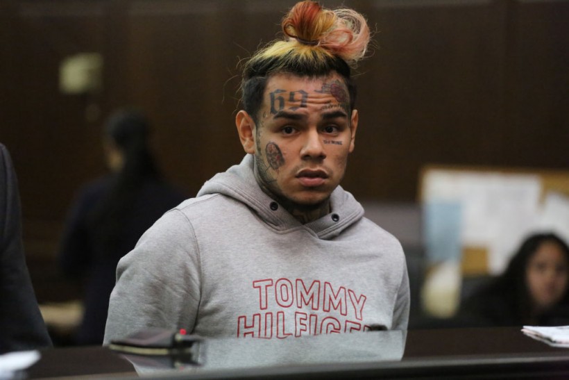Daniel Hernandez, aka, Tekashi 69, aka 6ix9ine, appears at his arraignment in Manhattan Criminal Court on Wednesday, July 11, 2018. He was arrested earlier Wednesday on an assault warrant from Texas. (Photo by Jefferson Siegel/NY Daily News via Getty Images)