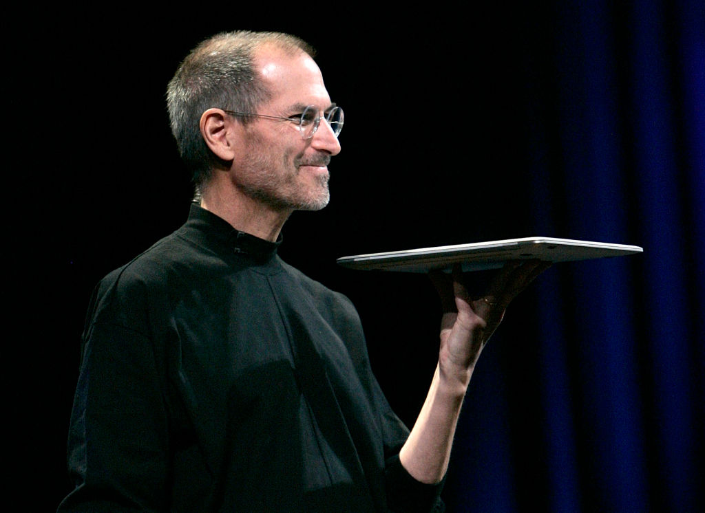 Steve Jobs-Signed Job Offer Letter From 1986 On Sale For $95,000 | Enstarz