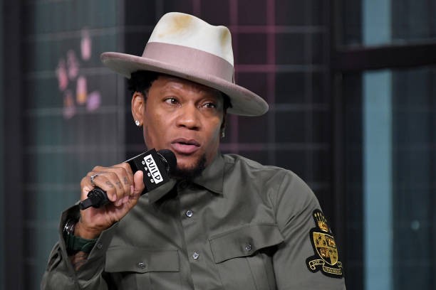 NEW YORK, NY - JULY 11: D. L. Hughley visits Build to discuss his book 
