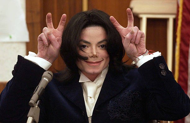 SANTA MARIA, CA - DECEMBER 3: Singer Michael Jackson testifies during his civil trial in Santa Maria Superior Court on December 3, 2002 in Santa Maria, California. The artist is being sued for $21 million by his longtime promoter for backing out of two concerts. 
