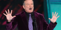 Robin Williams' Heartbreaking 'Mrs. Doubtfire' Deleted Scenes