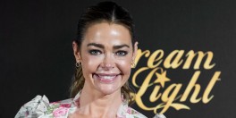 Denise Richards Proudly Did This on a Plane, Former ‘RHOBH’ Star Blasted by Netizens as Attention-Seeker?