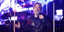 Mark hamill finds out there's four more episodes of cbs ghosts before the finale