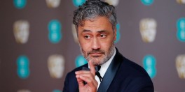 New Zealand filmmaker Taika Waititi poses on the red carpet upon arrival at the BAFTA British Academy Film Awards at the Royal Albert Hall in London on February 2, 2020. (Photo by Tolga AKMEN / AFP) (Photo by TOLGA AKMEN/AFP via Getty Images)